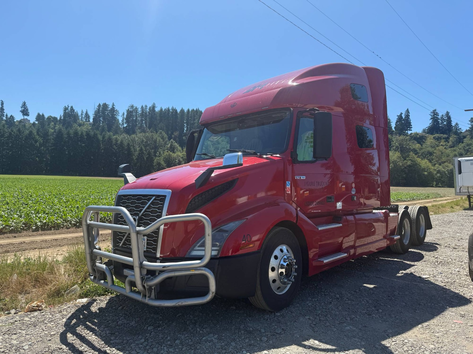 Guru Trucking Volvo VNL 760, unit 40